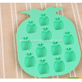 Silicone pineapple ice mold